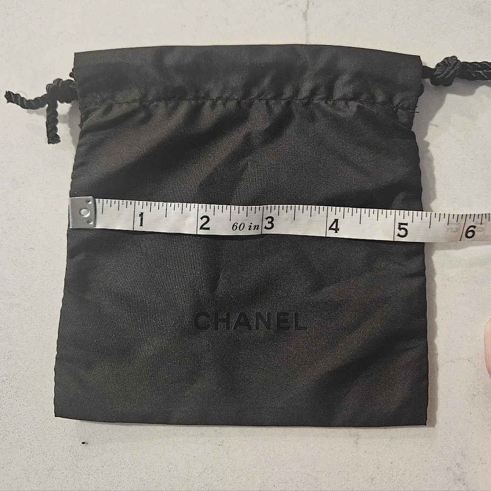 CHANEL Drawsting Assessories Pouch